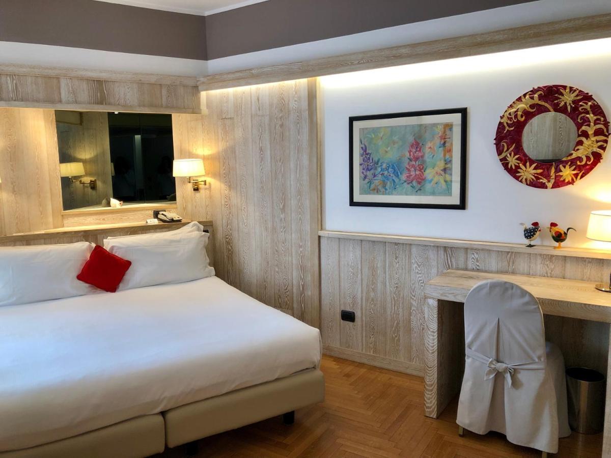 Hotel Alla Posta Saint-Vincent Buitenkant foto